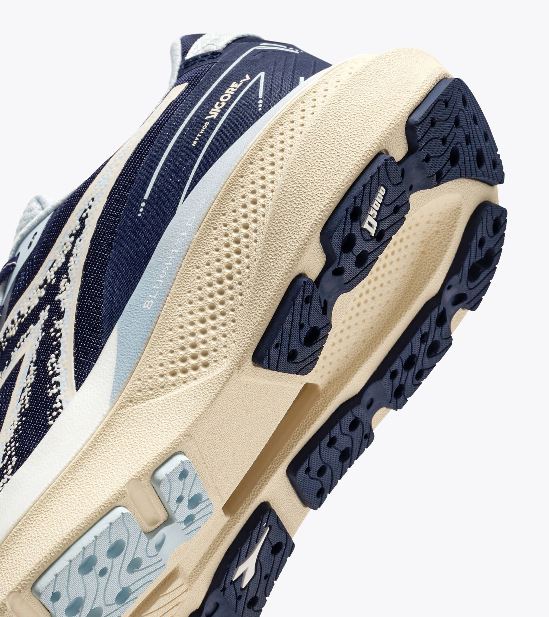 Women's Diadora Mythos Blushield Vigore Running Shoe 4