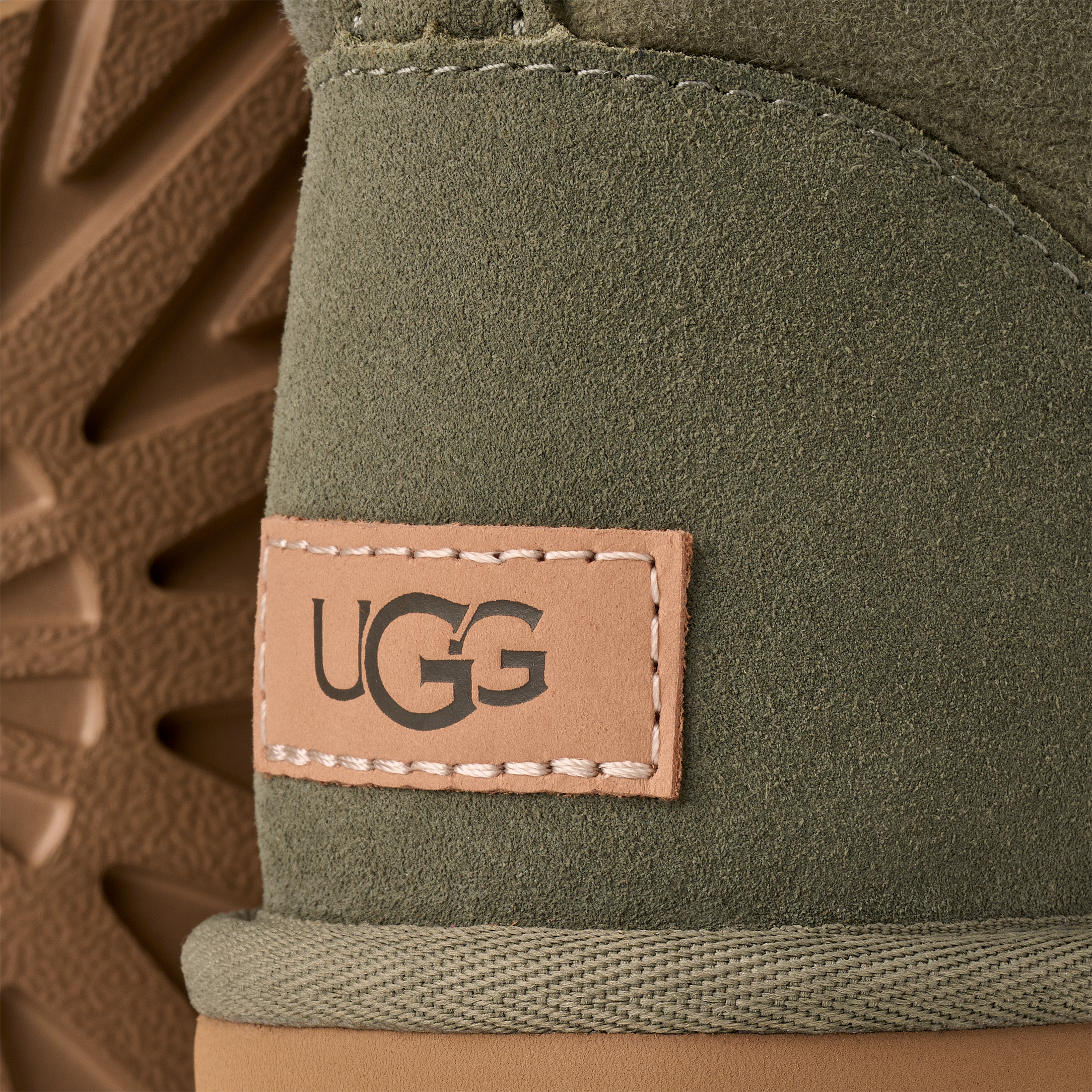 Women's UGG Classic Mini II Boot 31