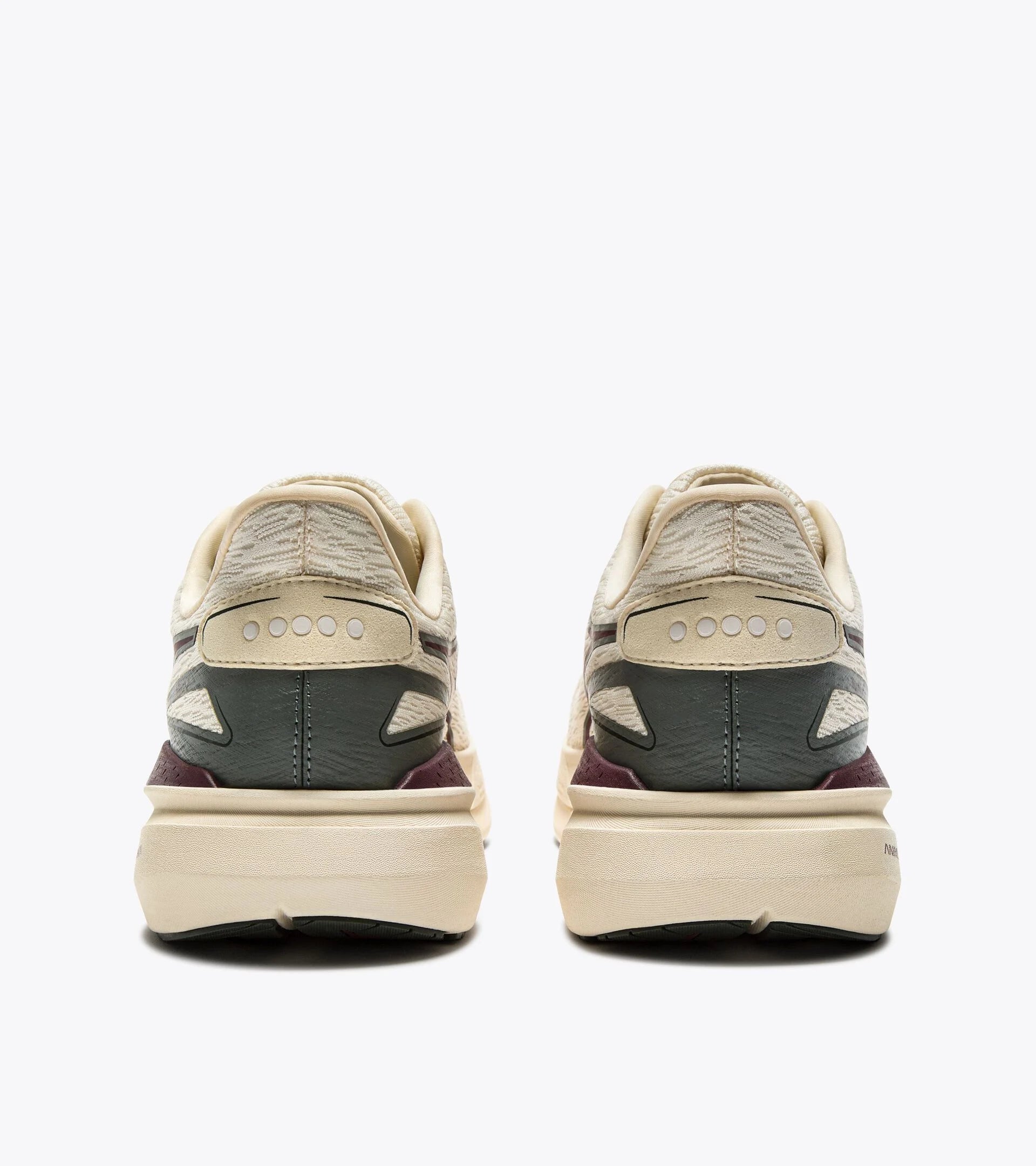 Men's Diadora Nucleo 2 10