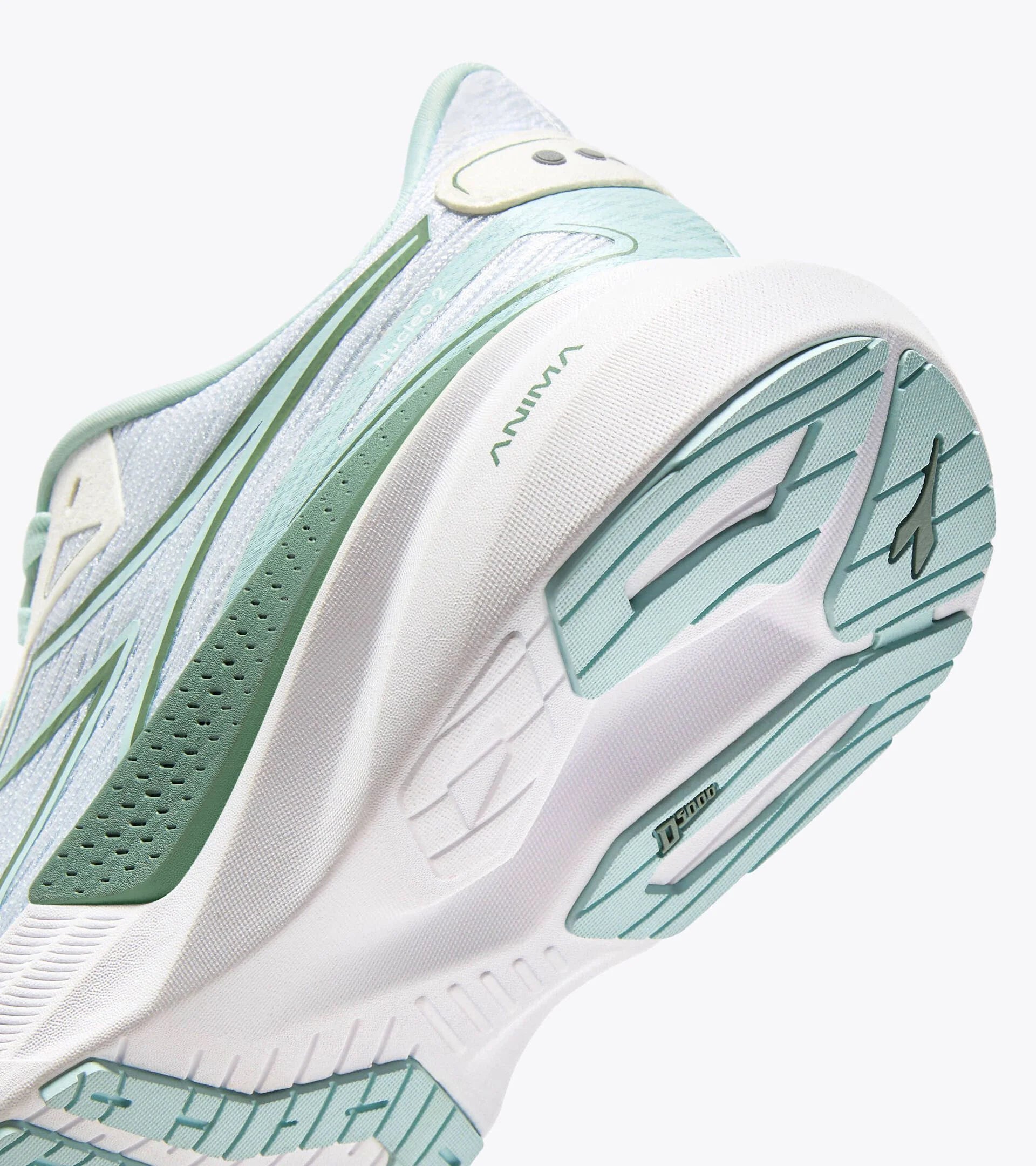 Women's Diadora Nucleo 2 10