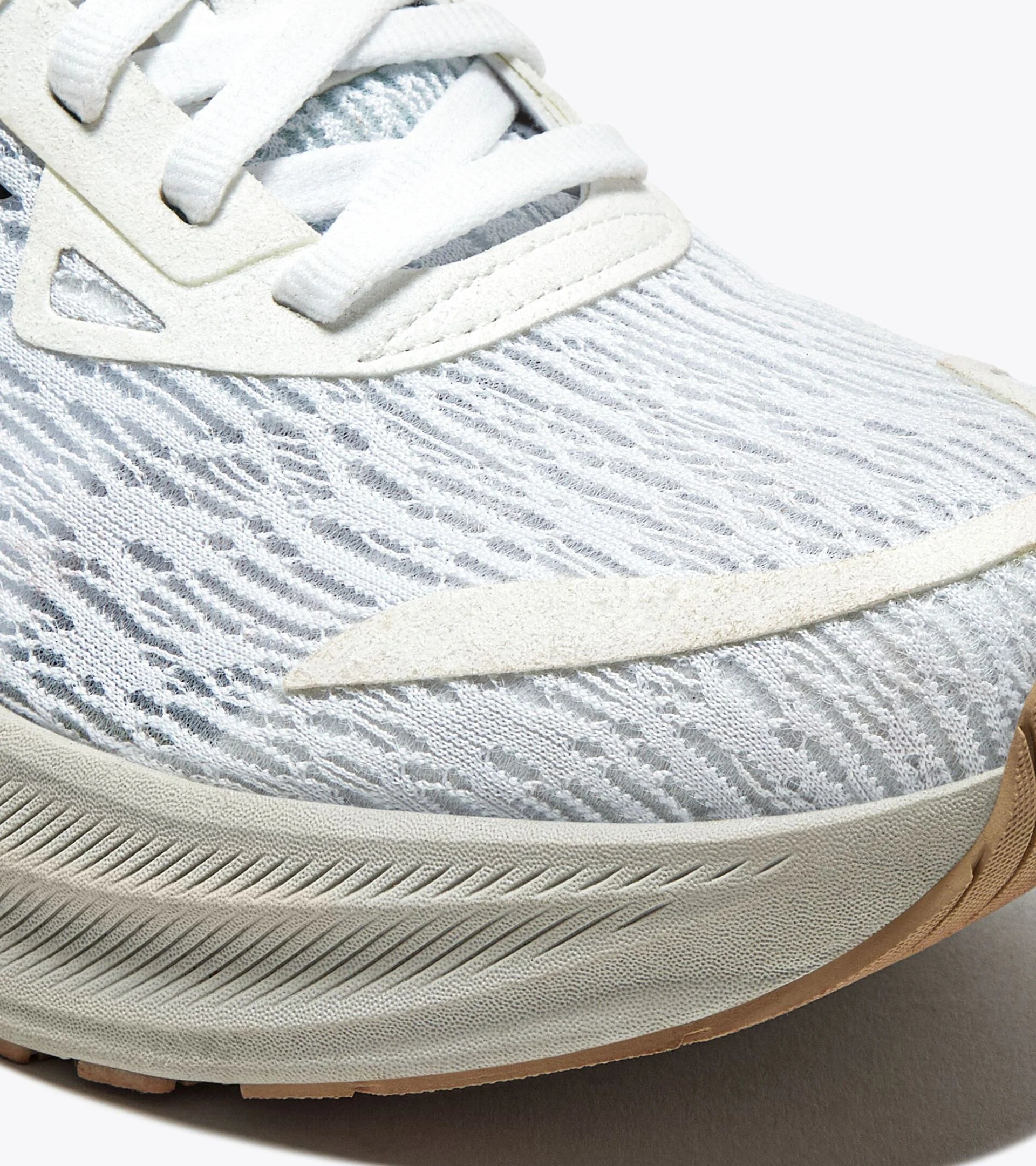 Women's Diadora Nucleo 2 5