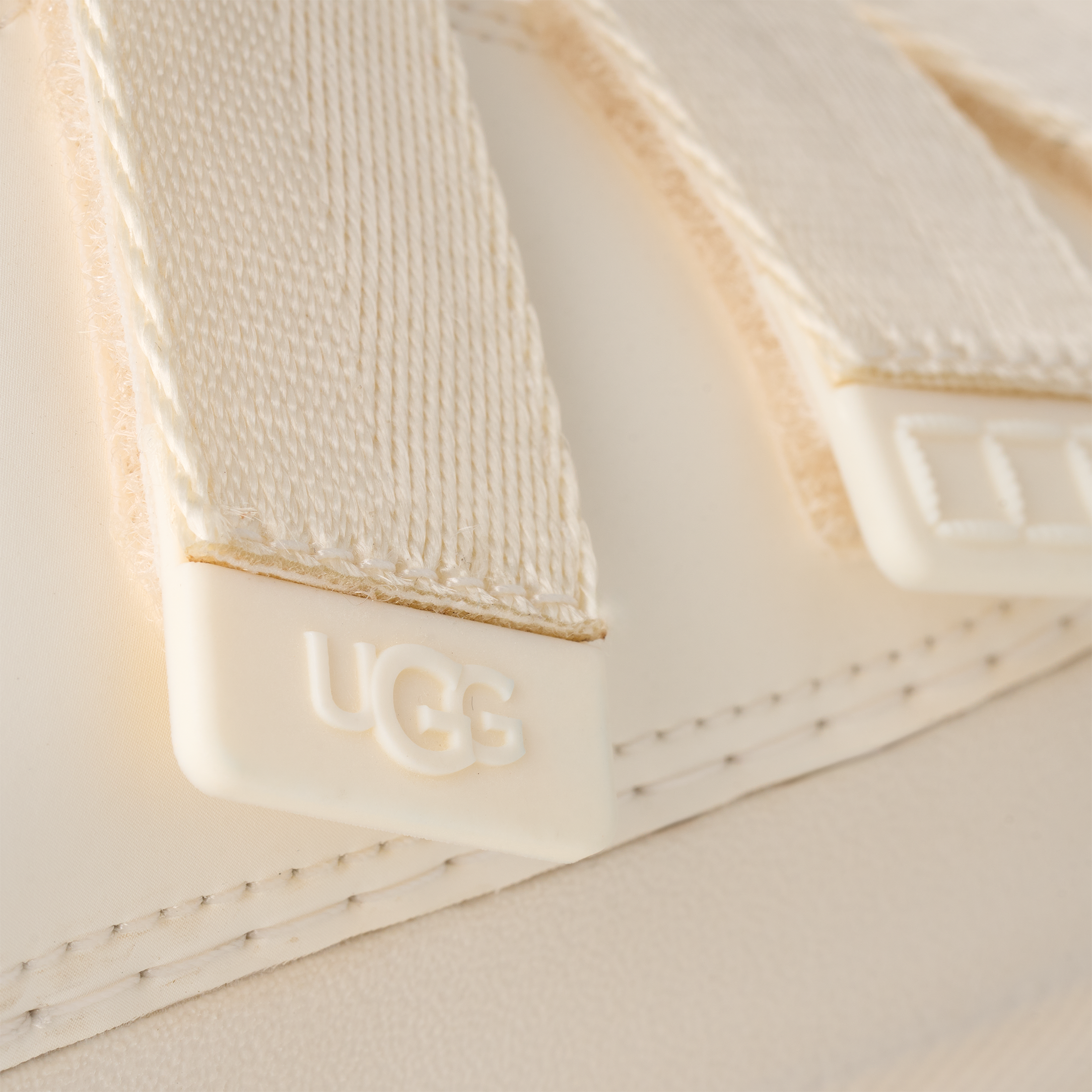 Women's UGG Goldenglow Slide Sandal 6