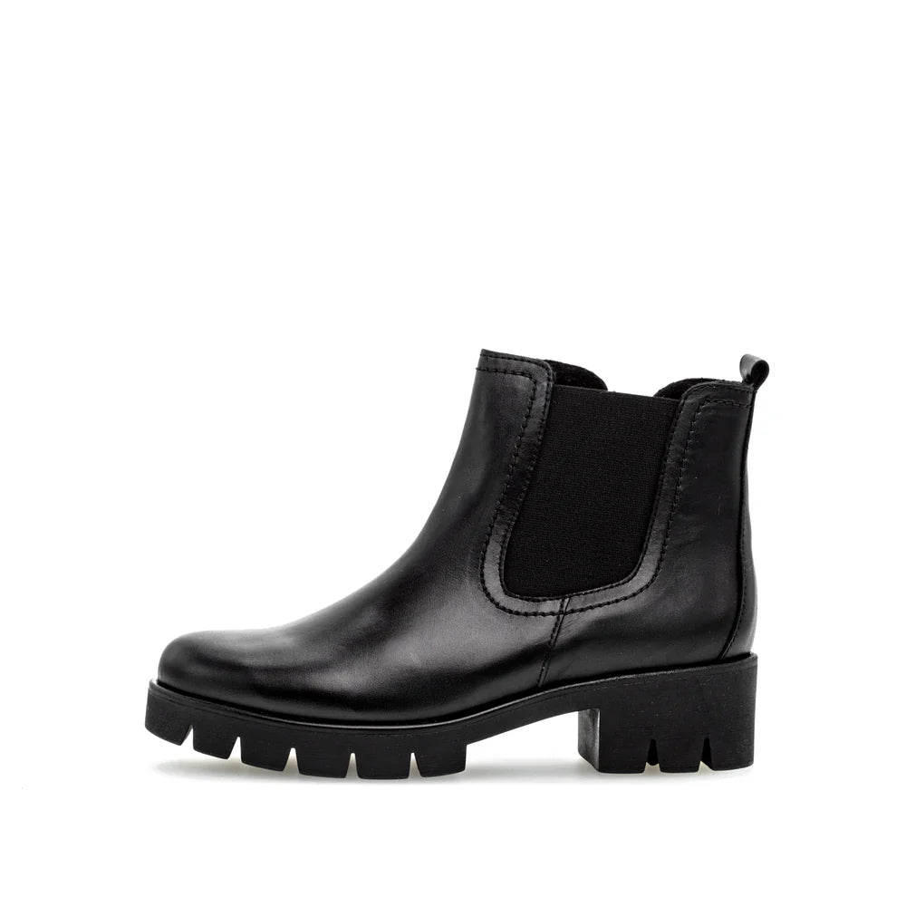 Women's Gabor Chelsea Lug Boot (51.710) 4