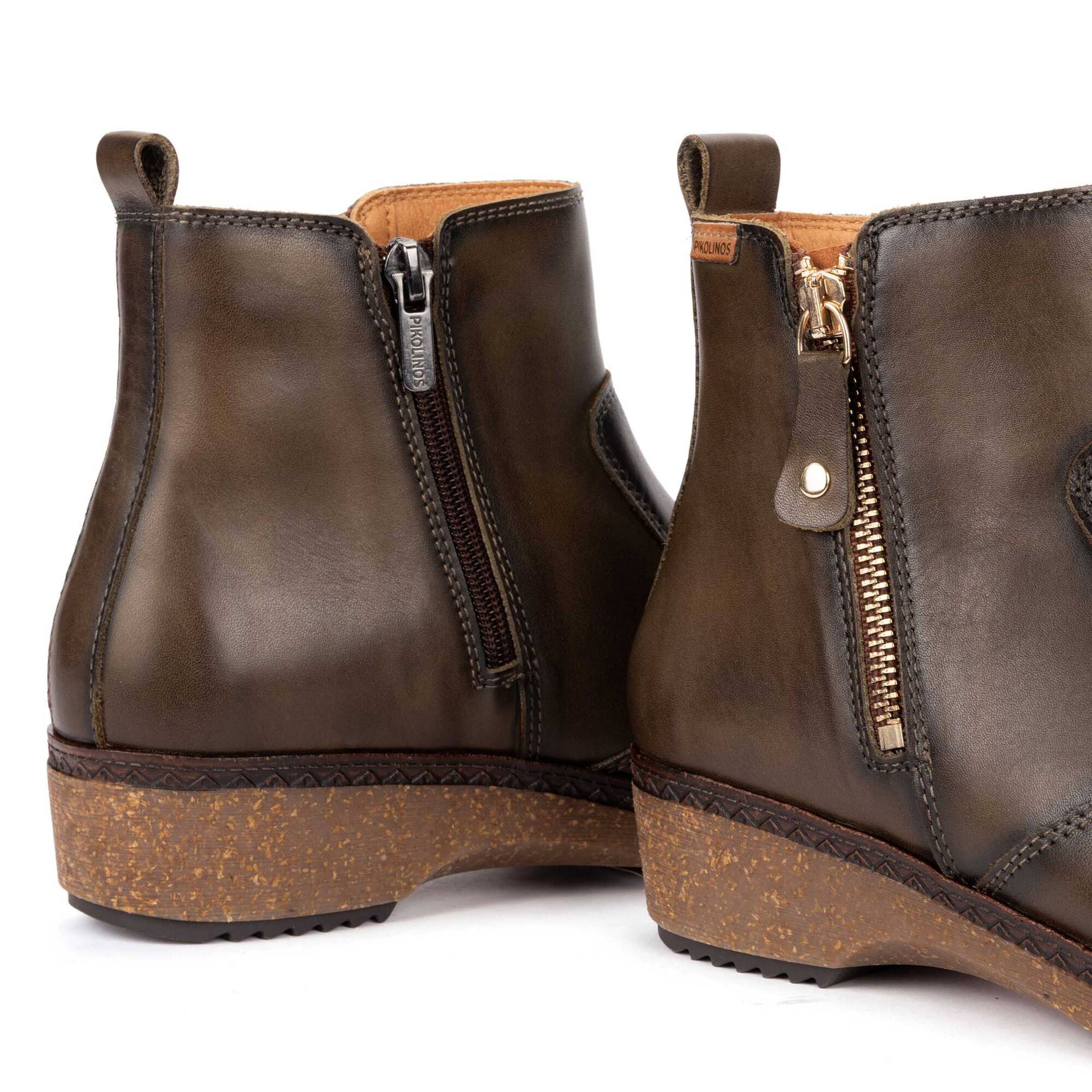 Women's Pikolinos Granada Ankle Boots with Zip 21