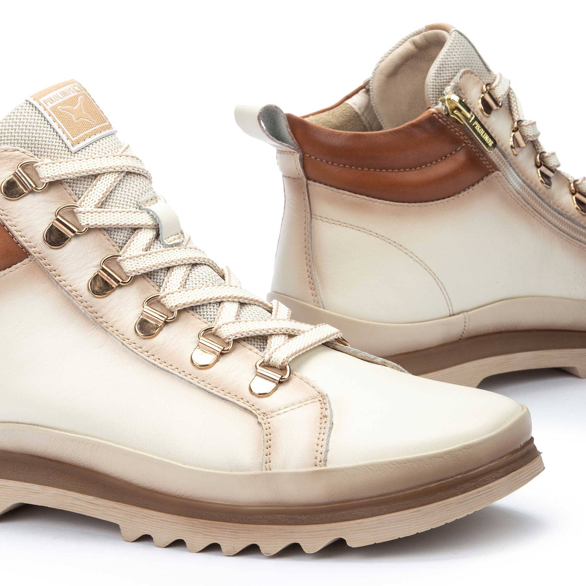 Women's Pikolinos Vigo Lace-up Ankle Boots 6