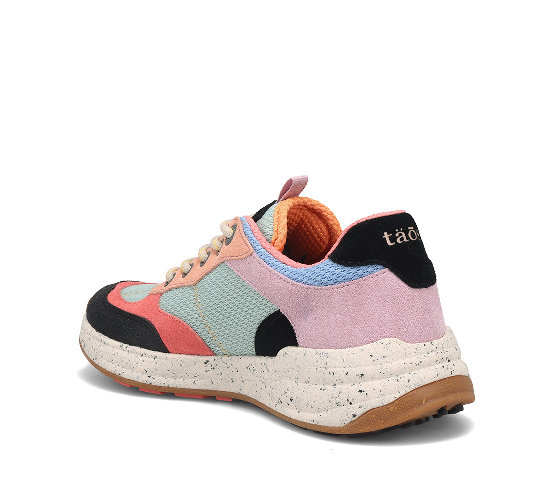 Women's Taos Advance Sneaker 4