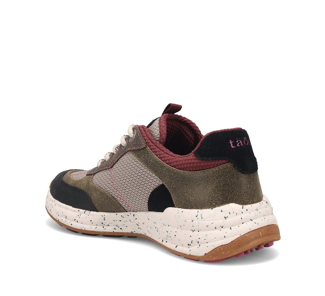 Women's Taos Advance Sneaker 4