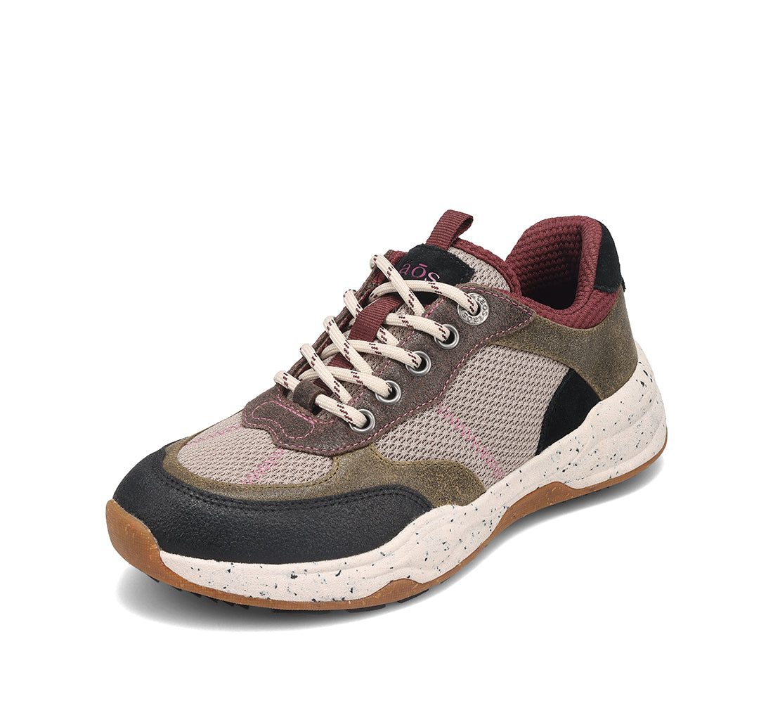 Women's Taos Advance Sneaker 7
