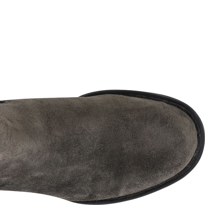 Women's Born Cove Color: Dk Grey Carbon Suede (Grey)