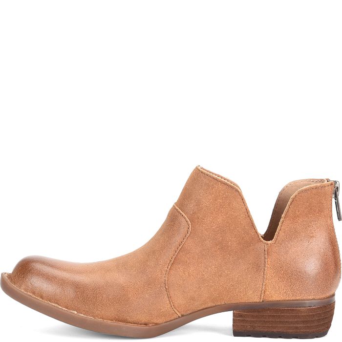 Women's Born Kerri Color: Tan Camel Distressed (Tan)