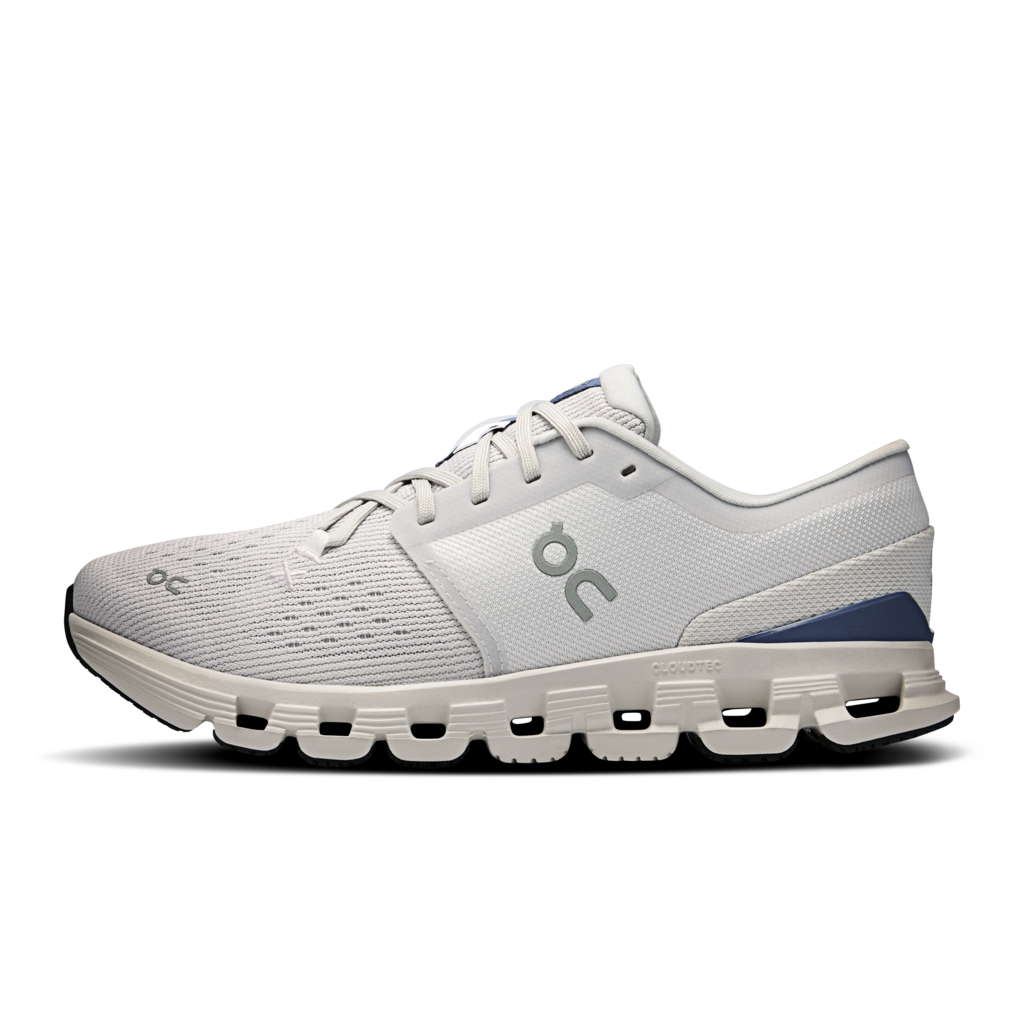 Women's On Cloud X 4 6