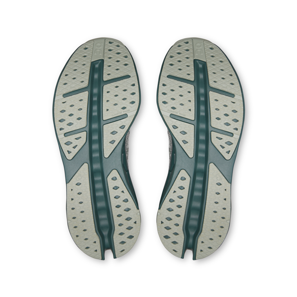 Men's On Cloudsurfer Max Sneaker 22