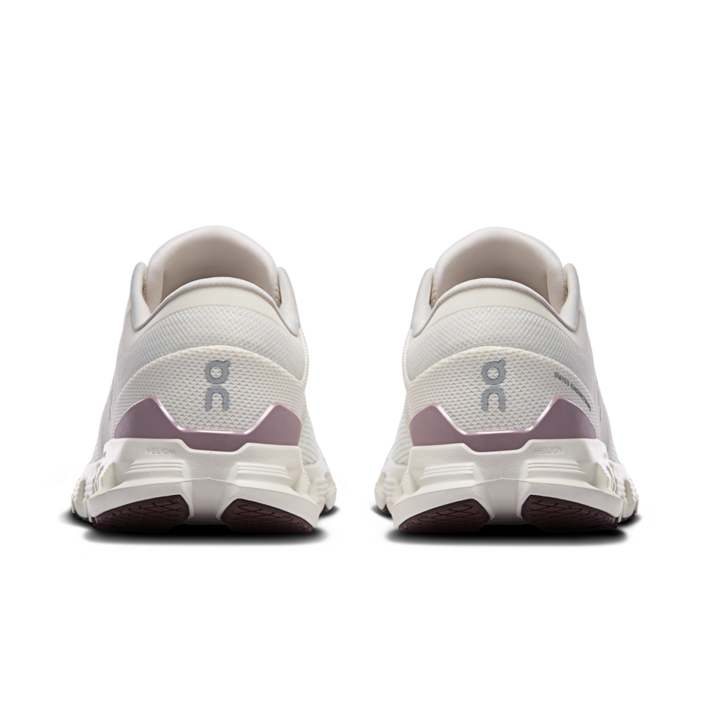 Women's On Cloud X 4 15