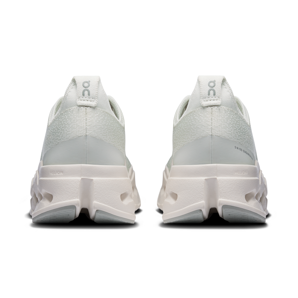 Women's On Cloudsurfer Max Sneaker 34