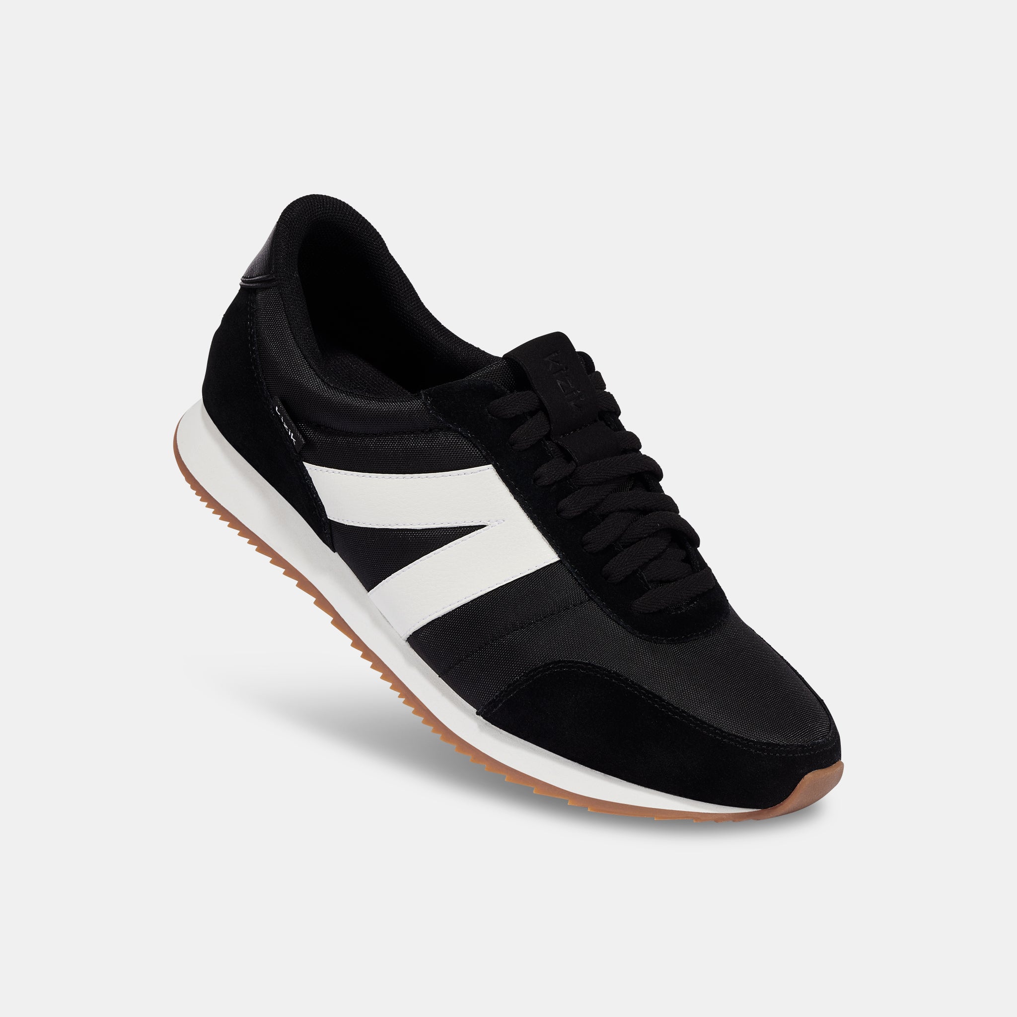 Kizik Milan Color: Black/ White 3