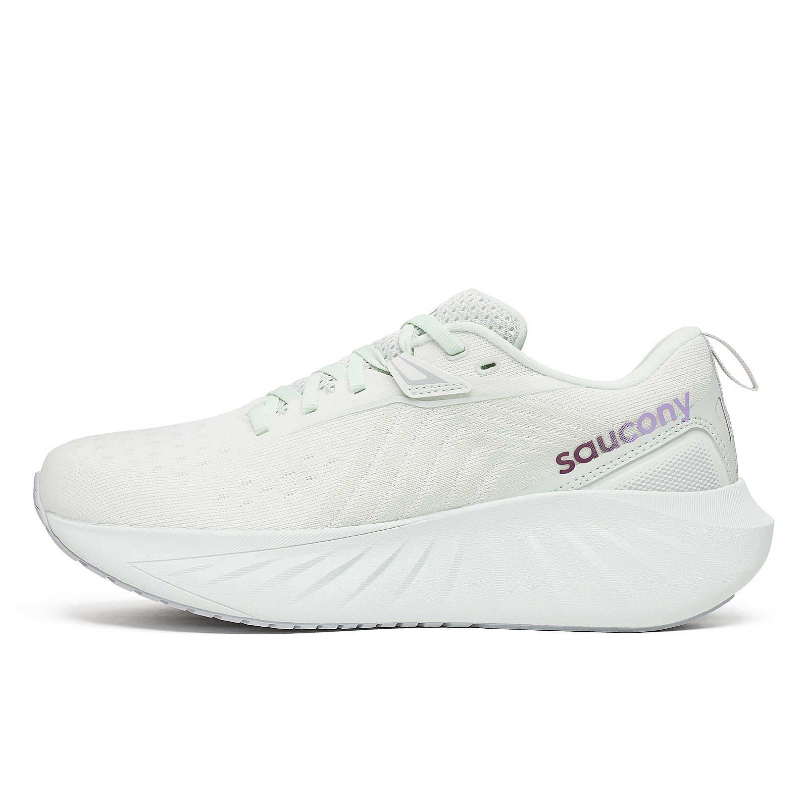 Women's Saucony Triumph 22 Color: White | Foam 6