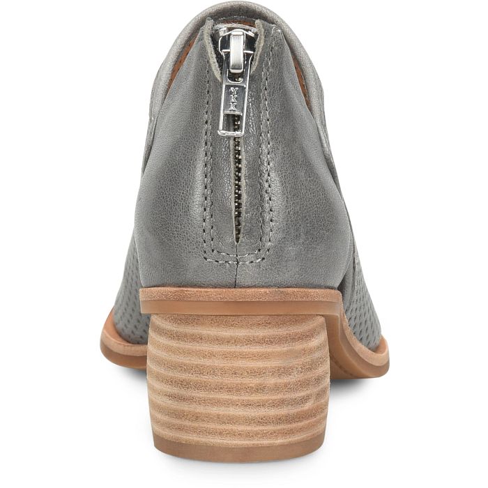 Women's Sofft Carleigh Color: Moon Grey (Grey) 6