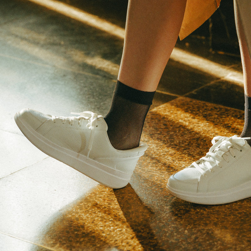 Women's Kizik Sydney Leather Sneaker 20