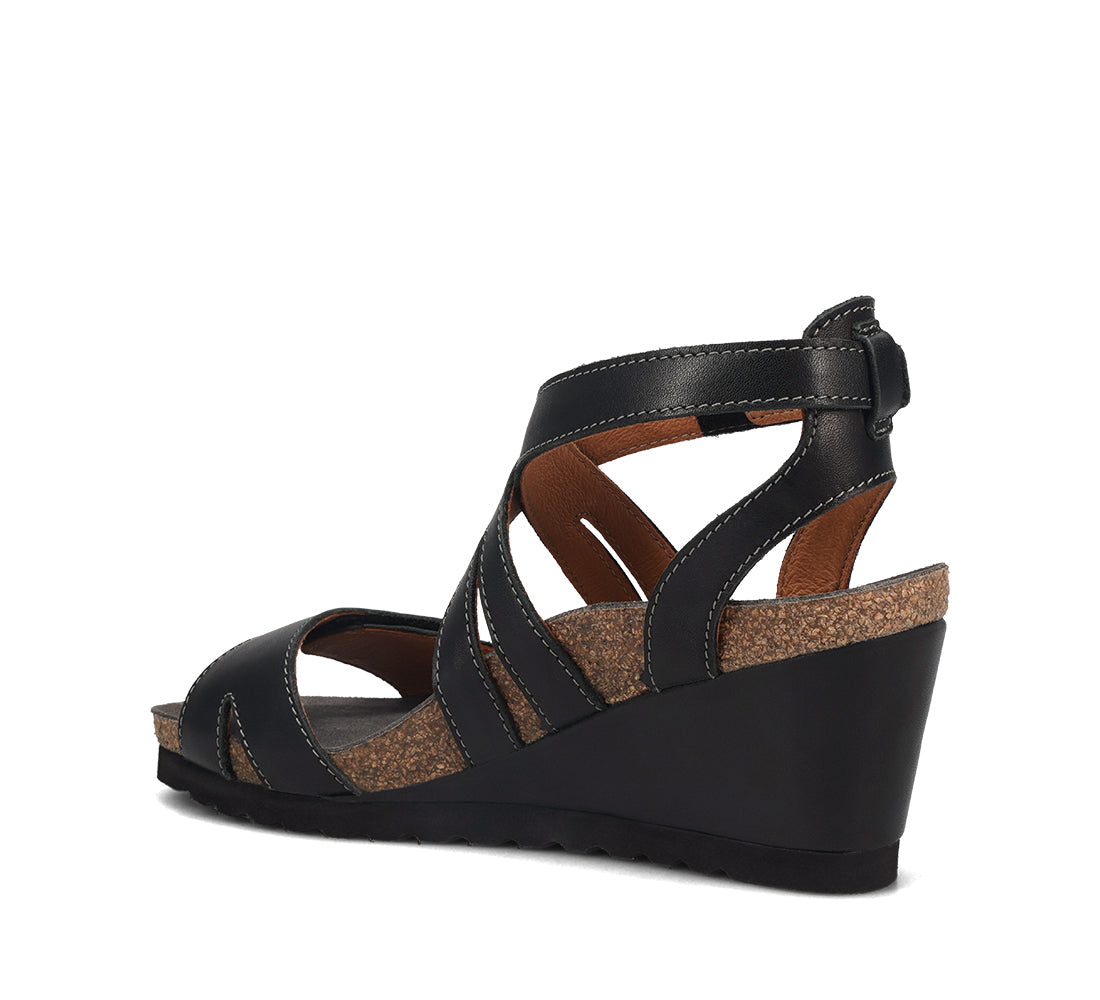 Women's Taos Xcellent Color: Black