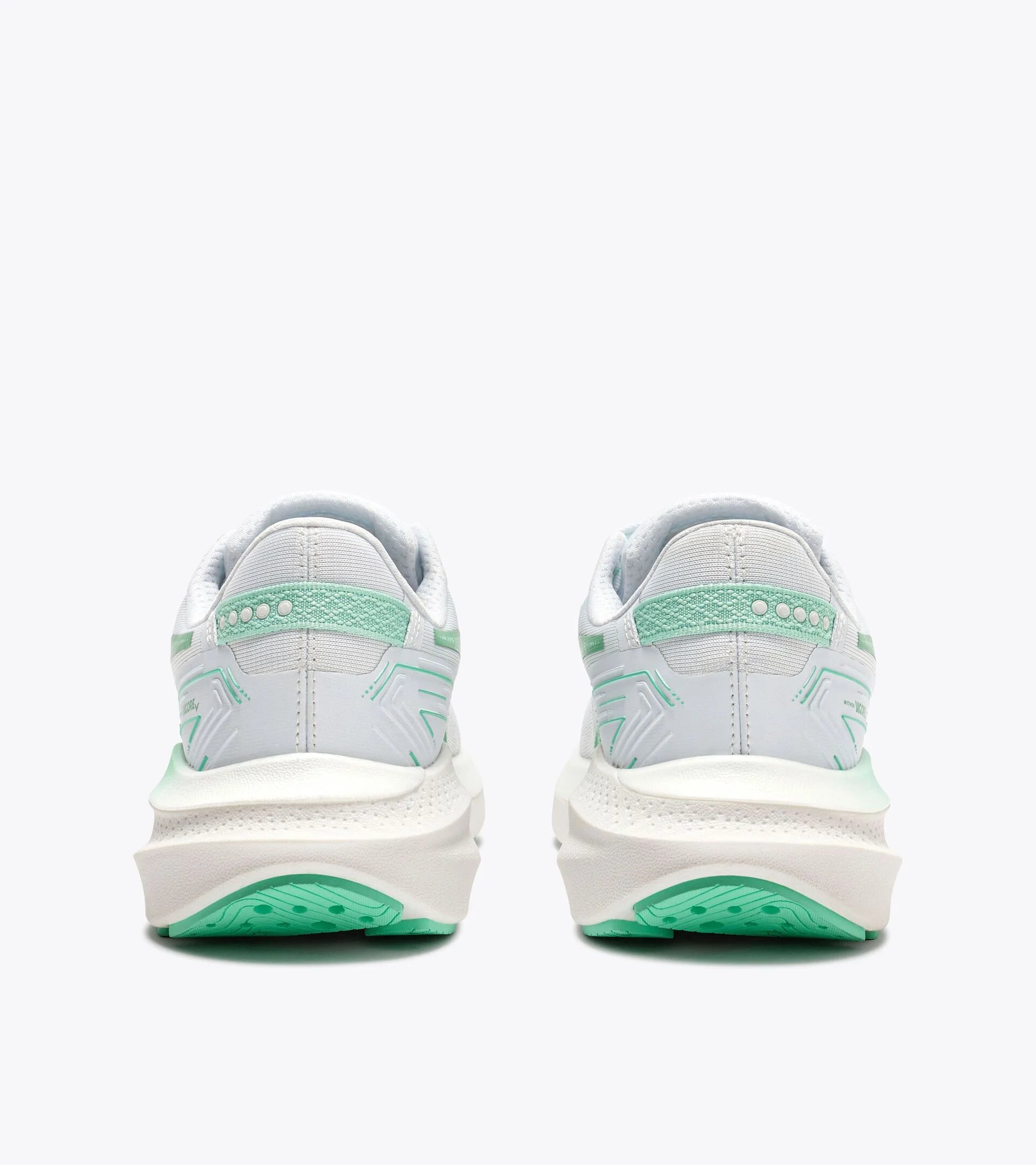 Women's Diadora Mythos Blushield Vigore Running Shoe  7