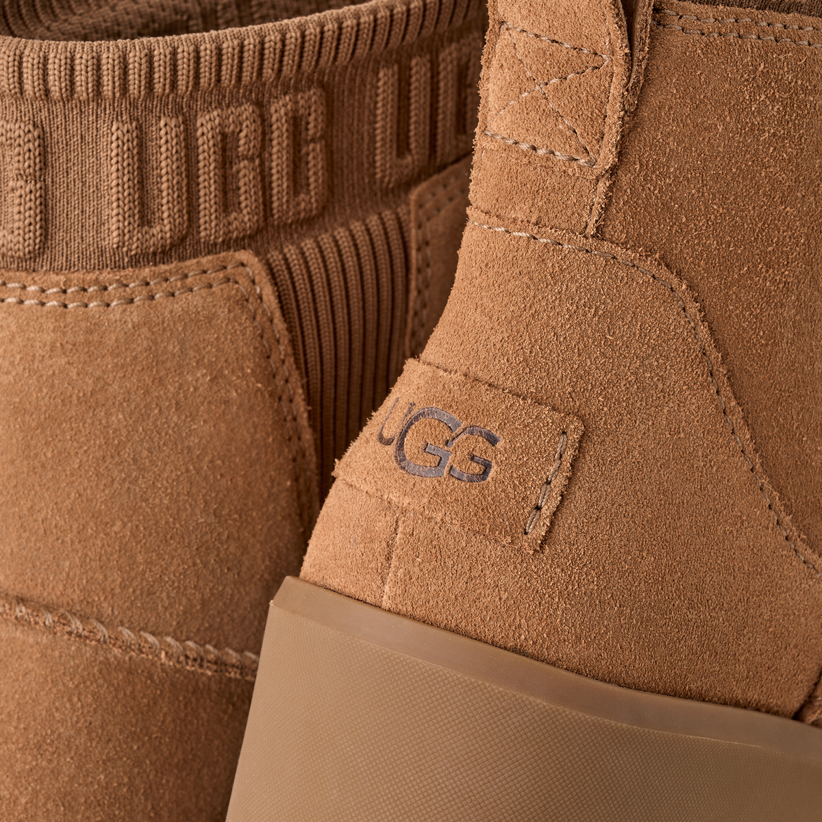 Women's UGG Moxy Chelsea Boot – Brown's Shoe Fit Co. Dubuque Women's UGG Moxy Chelsea Boot – Brown's Shoe Fit Co. Dubuque