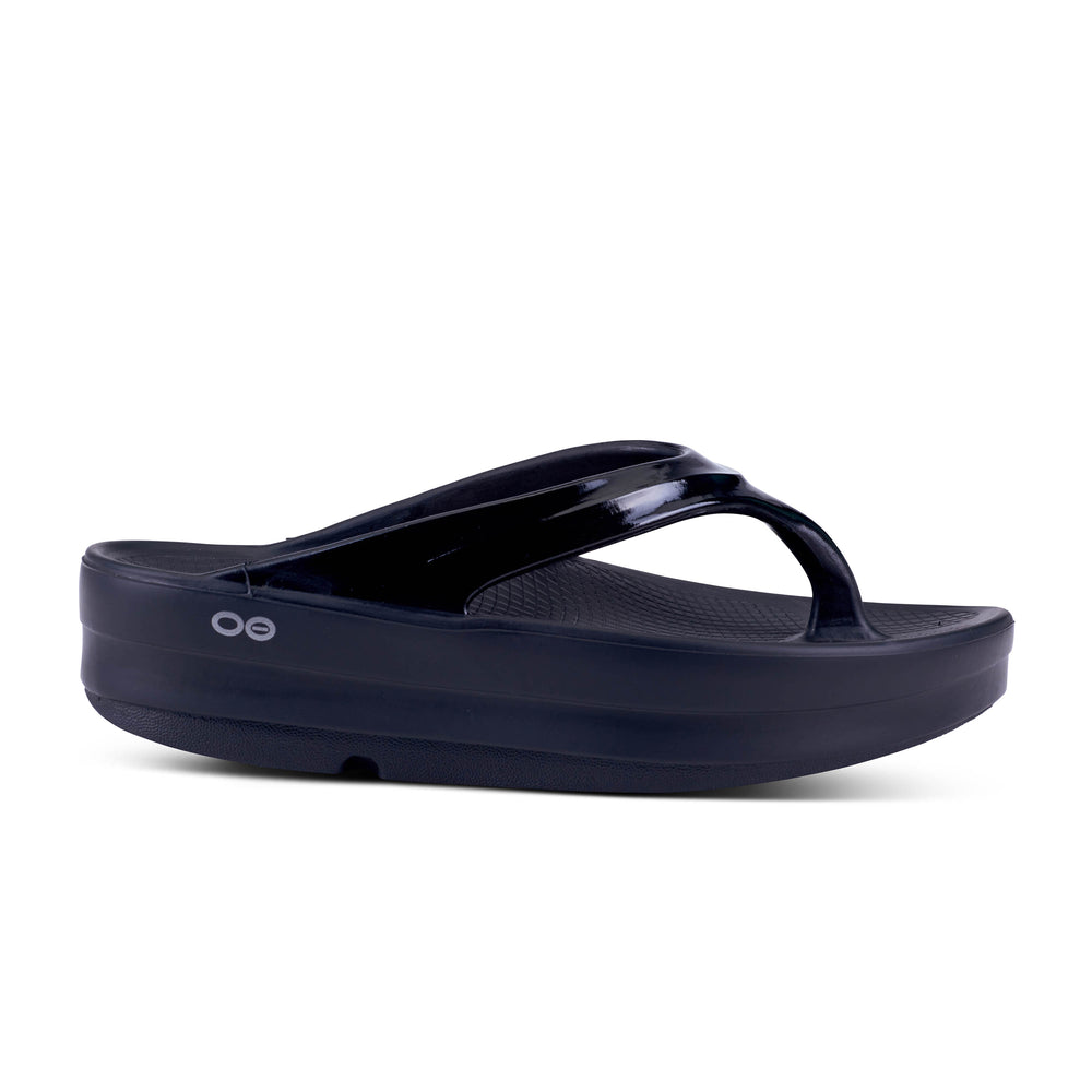 Women's Oofos OOmega Thong Color: Black 2