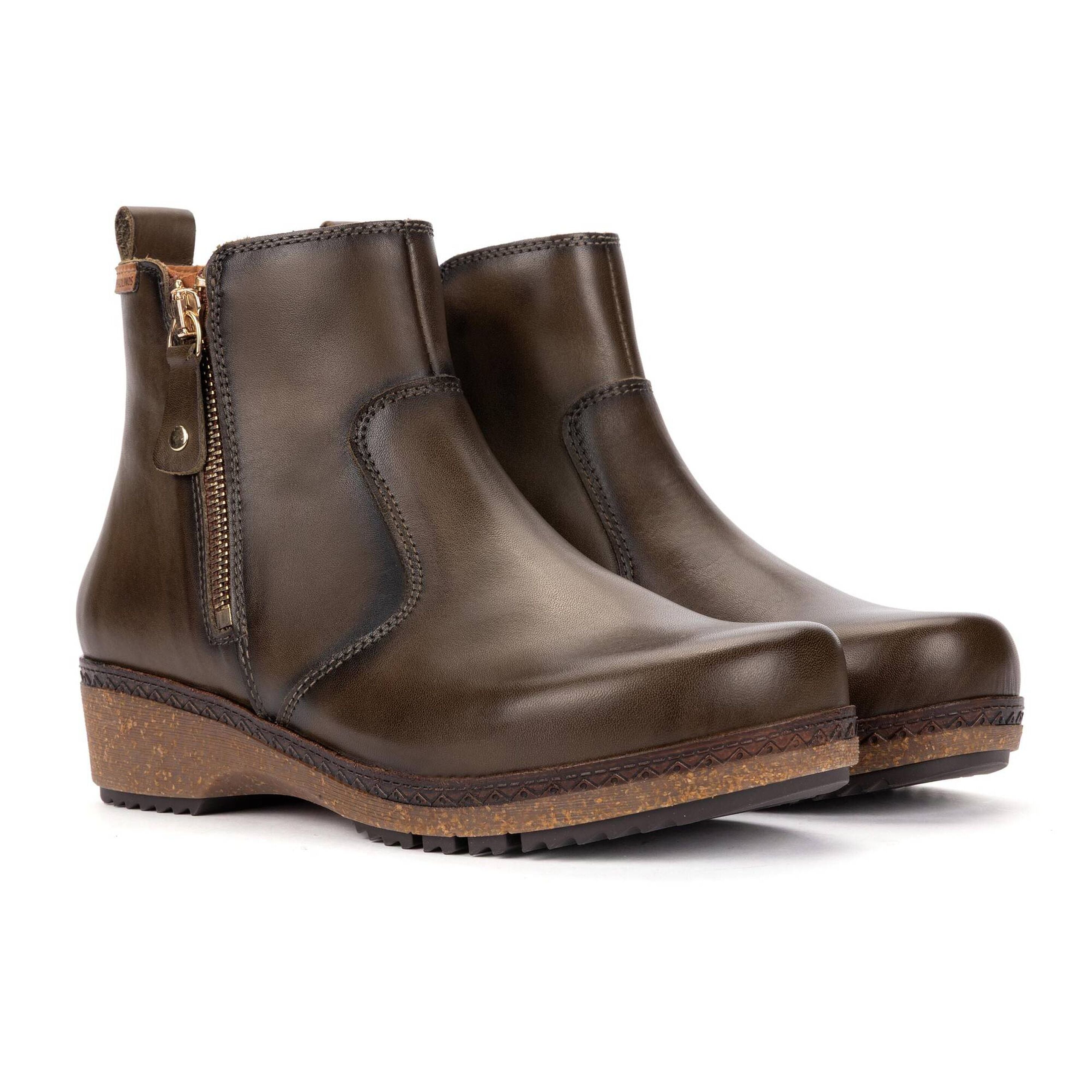 Women's Pikolinos Granada Ankle Boots with Zip  18