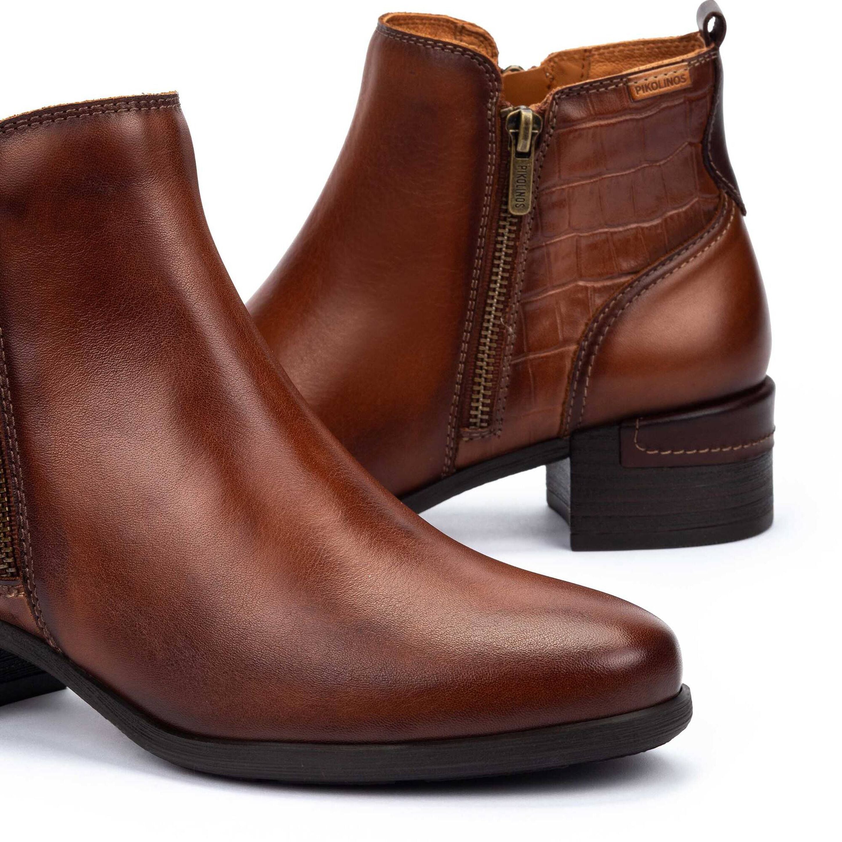 Women's Pikolinos Malaga Heeled Ankle Boots 12