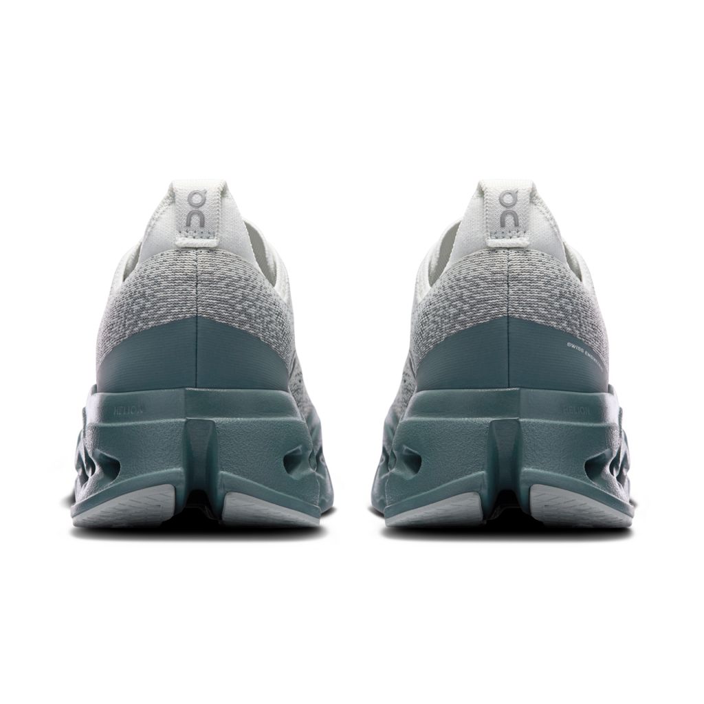 Men's On Cloudsurfer Max Sneaker 24