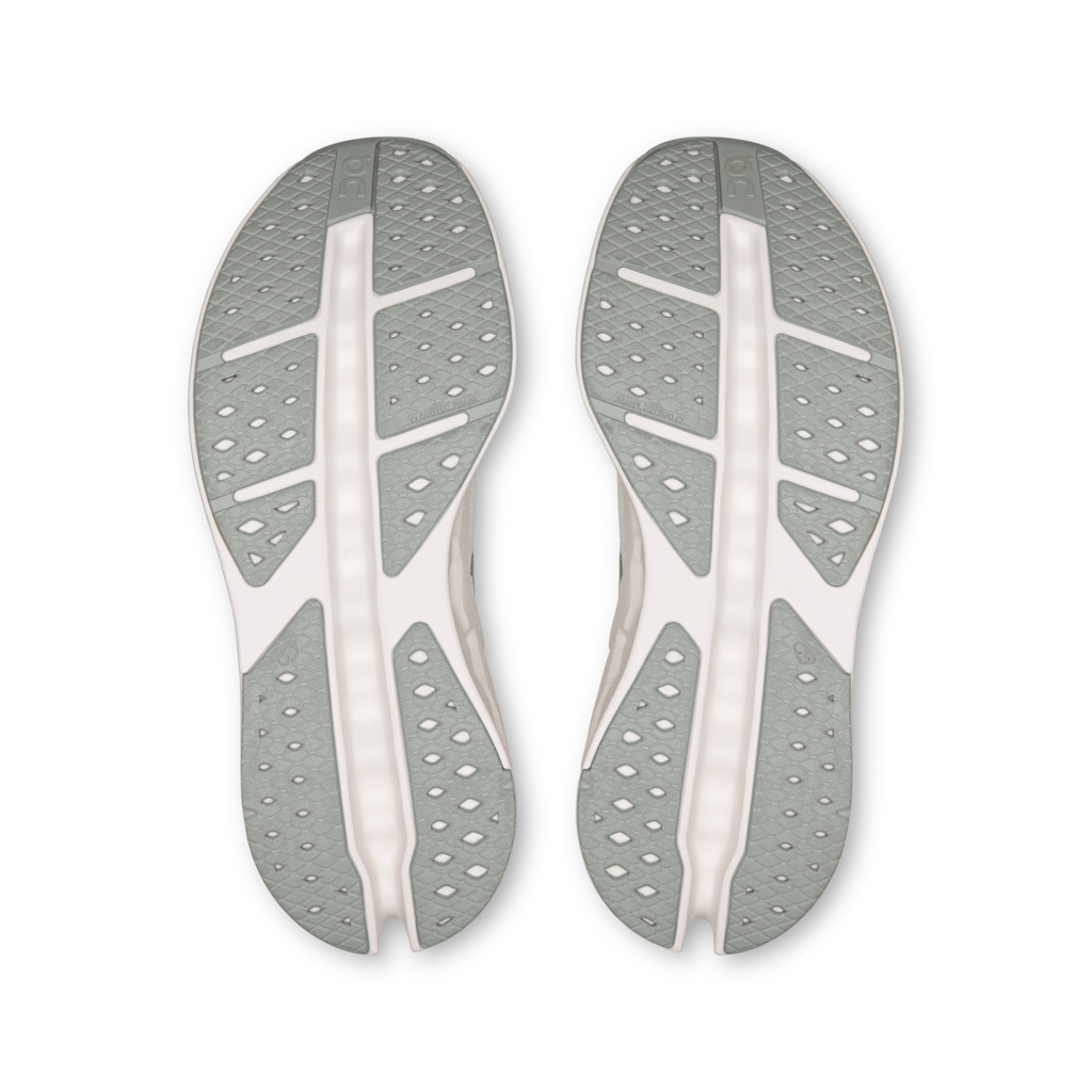 Women's On Cloudsurfer Max Sneaker 36