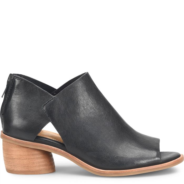 Women's Sofft Carleigh Color: Black  1