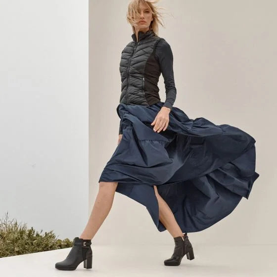 Women's Vionic Nella Ankle Boot Color: Black Leather 