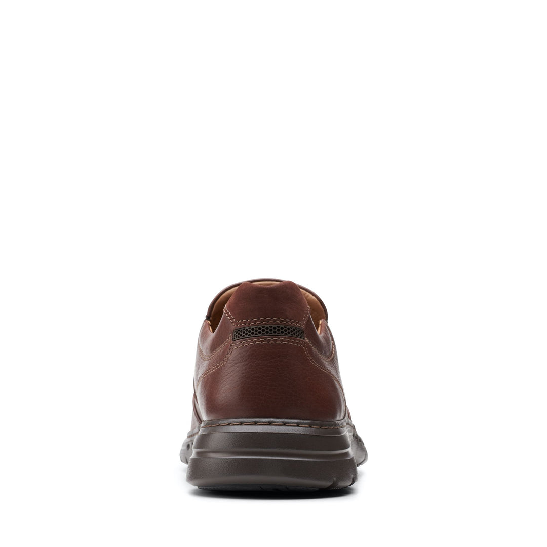 Men's Clarks Un Brawley Step Color: Mahogany Leather (MEDIUM & WIDE WIDTH)
